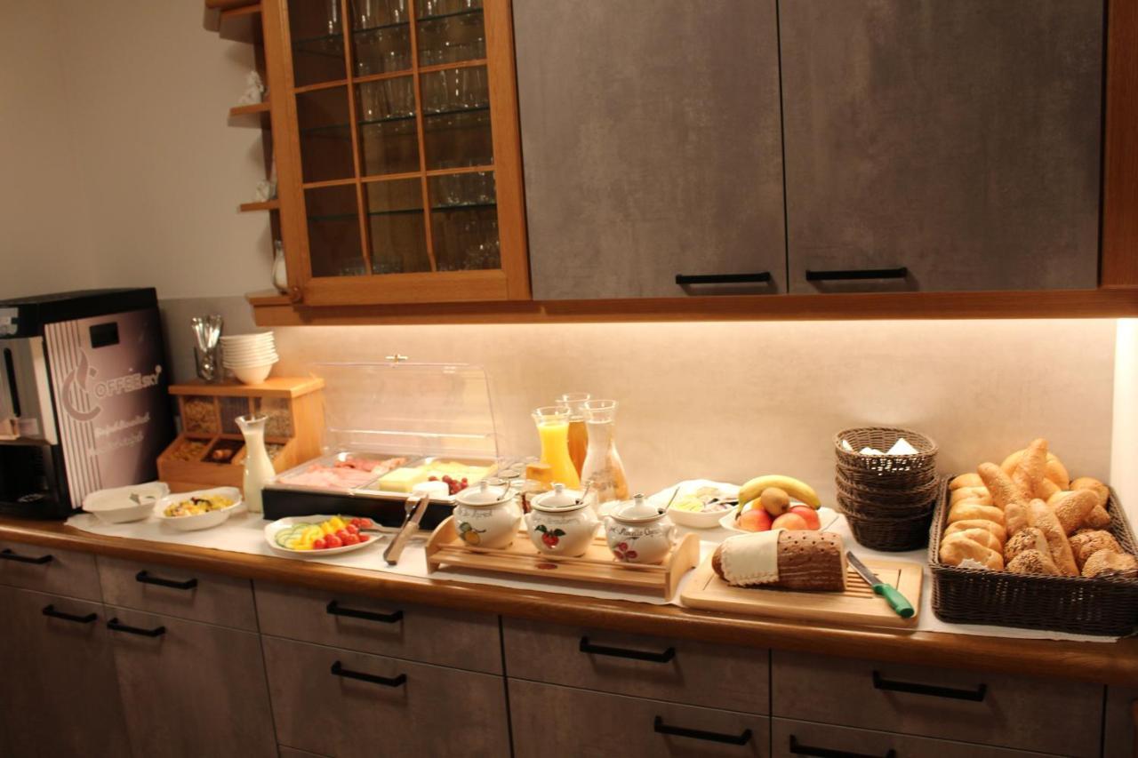 Haus Anni Hotel Радщат Екстериор снимка