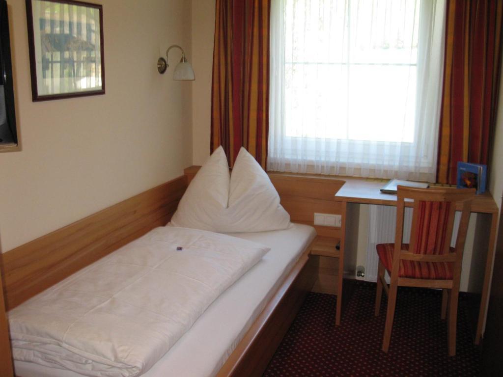 Haus Anni Hotel Радщат Стая снимка